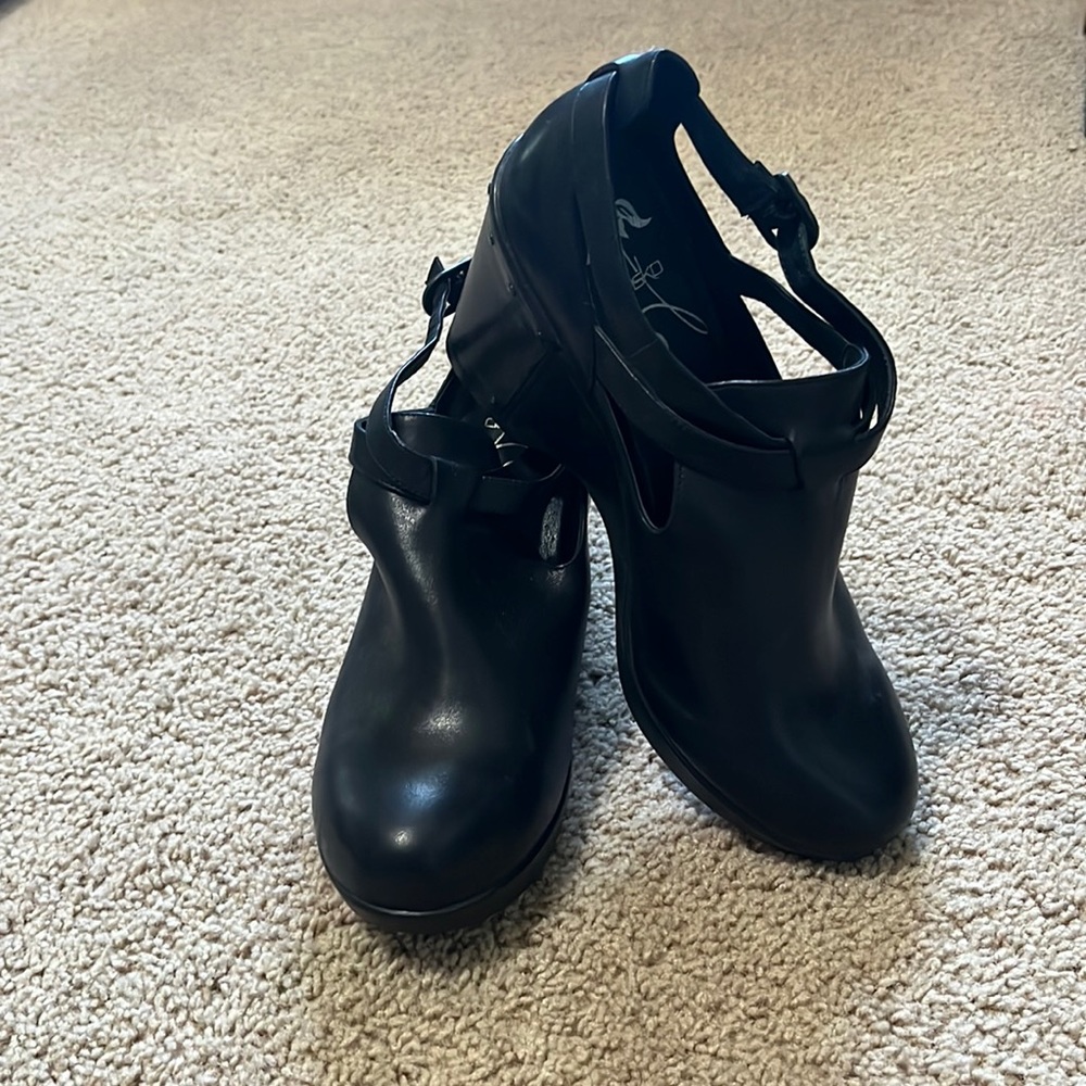 Dansko wedges